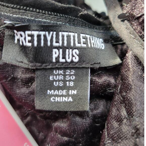 NWT PrettyLittleThings Plus Black Sequin Velvet Bardot Bodycon Dress Whimsi Goth - Picture 4 of 9